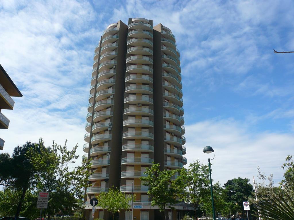 Appartamenti La Torre リニャーノ・サッビアドーロ エクステリア 写真